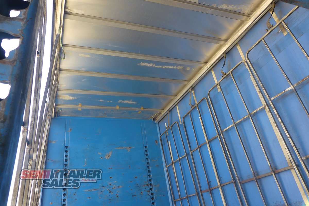 VAWDREY CURTAINSIDER TRAILER
