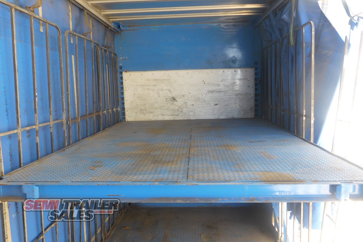 VAWDREY CURTAINSIDER TRAILER