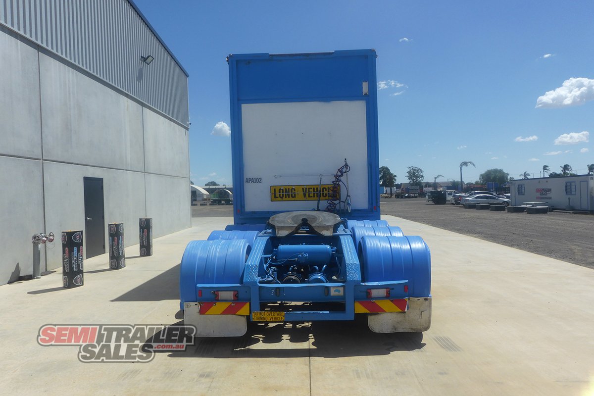 VAWDREY CURTAINSIDER TRAILER