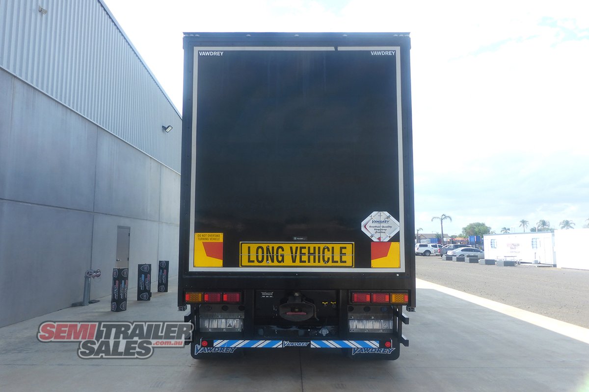 VAWDREY CURTAINSIDER TRAILER