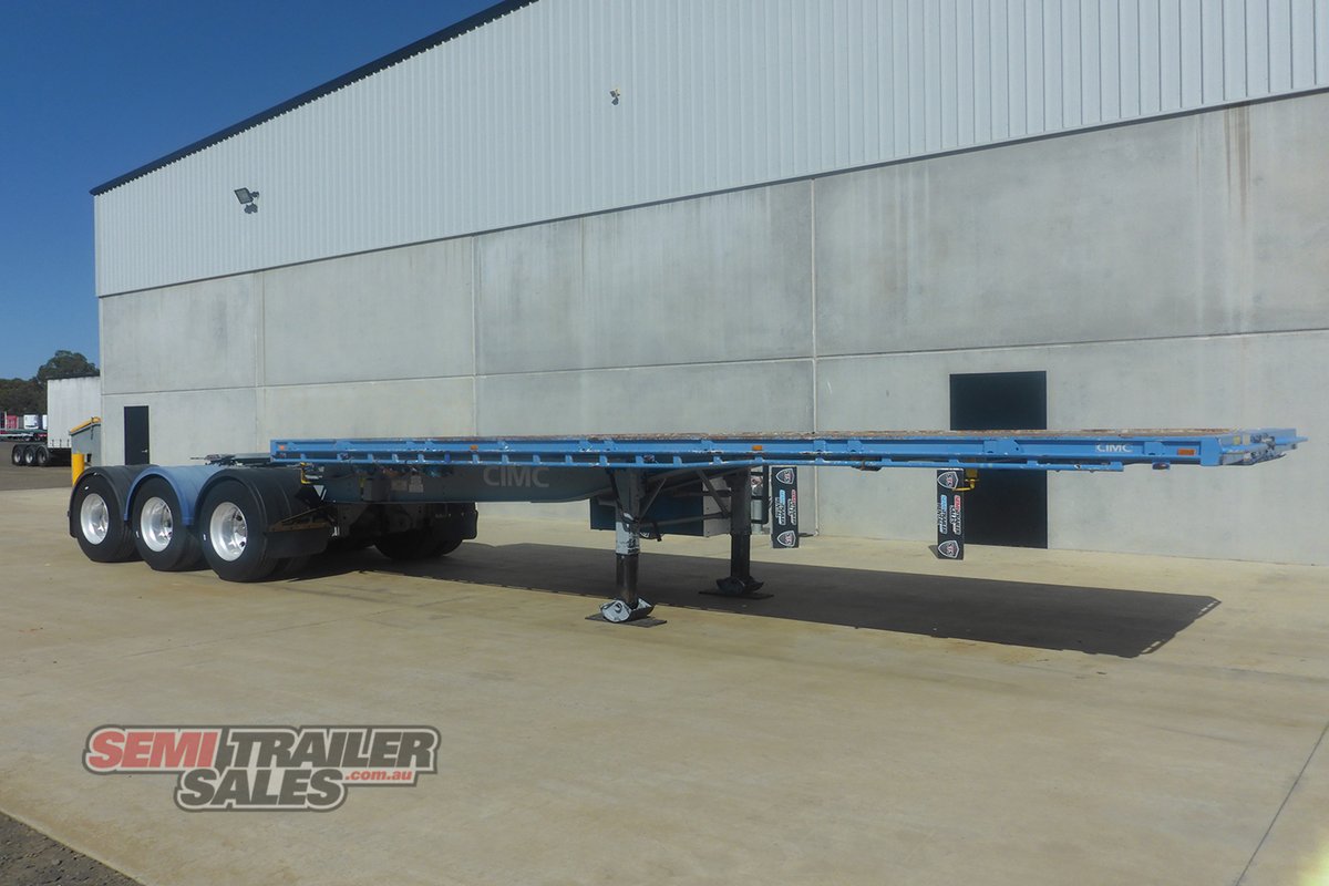 CIMC CURTAINSIDER TRAILER
