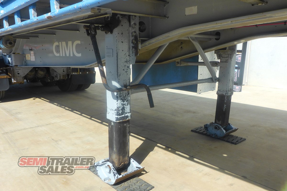 CIMC CURTAINSIDER TRAILER