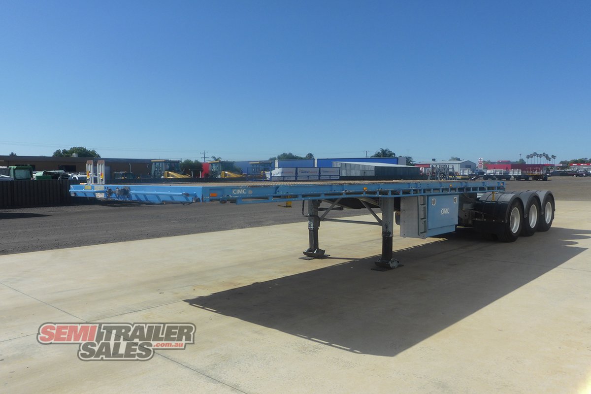 CIMC CURTAINSIDER TRAILER