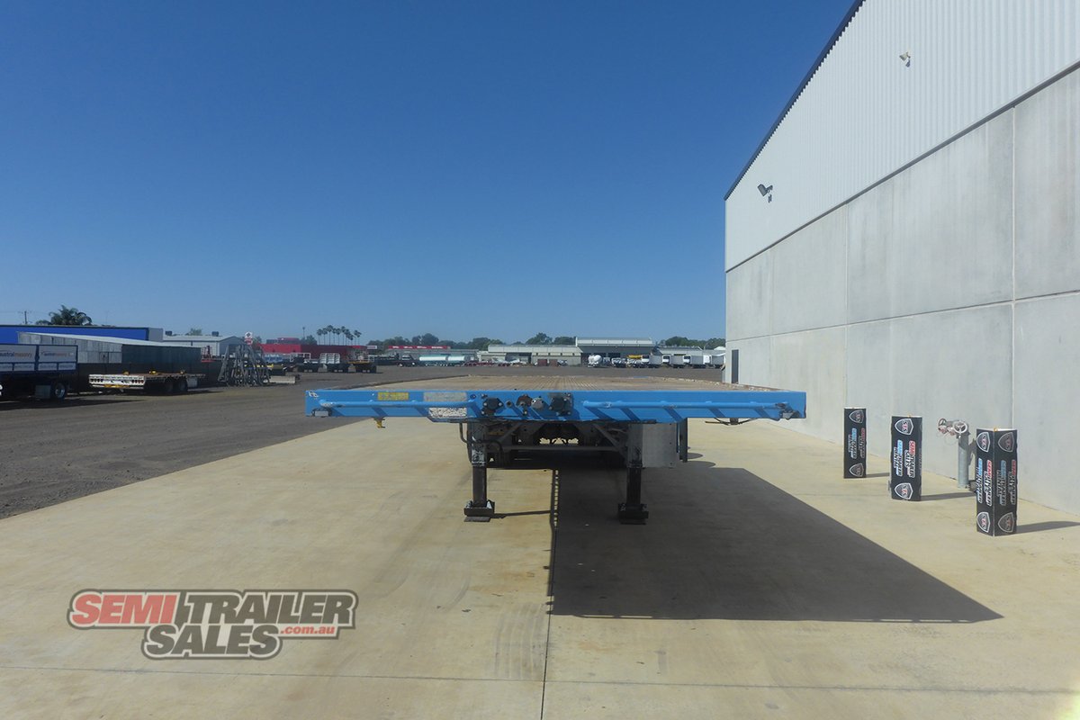 CIMC CURTAINSIDER TRAILER
