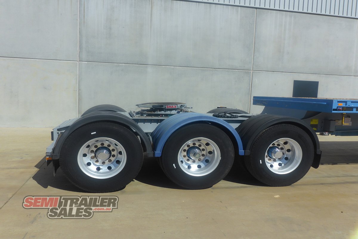 CIMC CURTAINSIDER TRAILER
