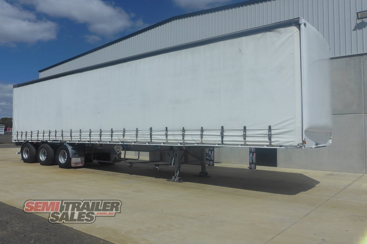 FREIGHTER CURTAINSIDER TRAILER