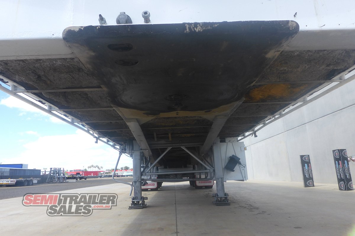 FREIGHTER CURTAINSIDER TRAILER