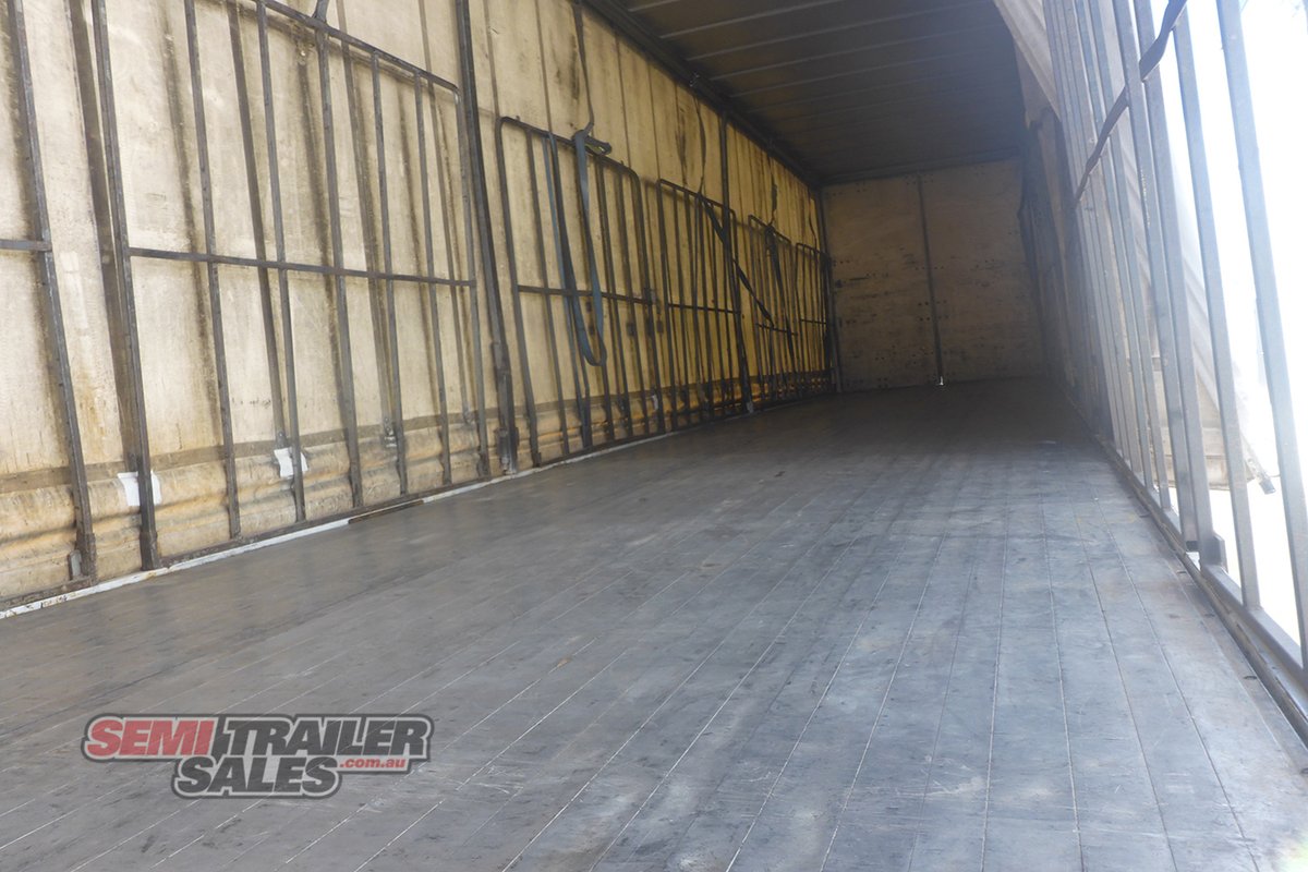 FREIGHTER CURTAINSIDER TRAILER