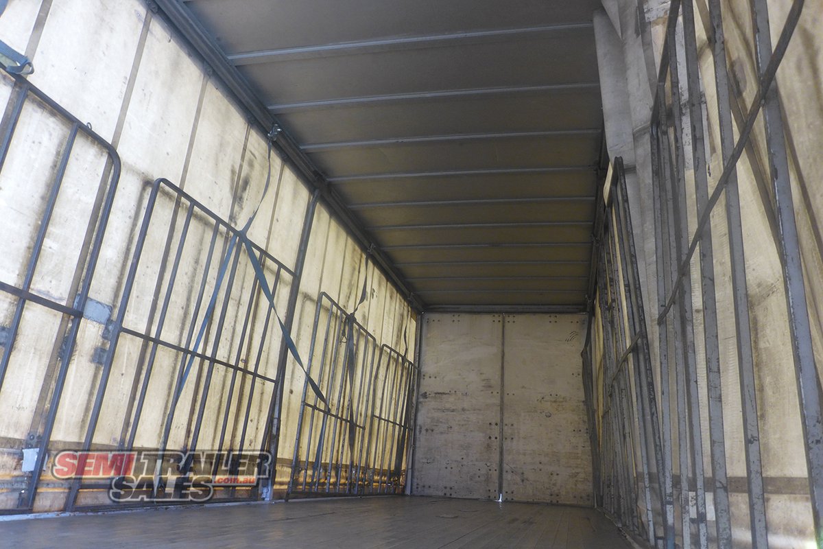 FREIGHTER CURTAINSIDER TRAILER