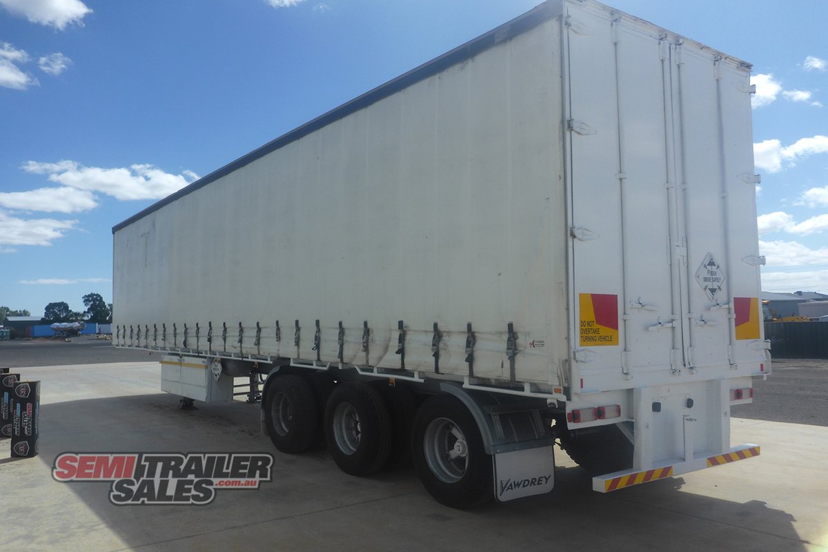 FREIGHTER CURTAINSIDER TRAILER