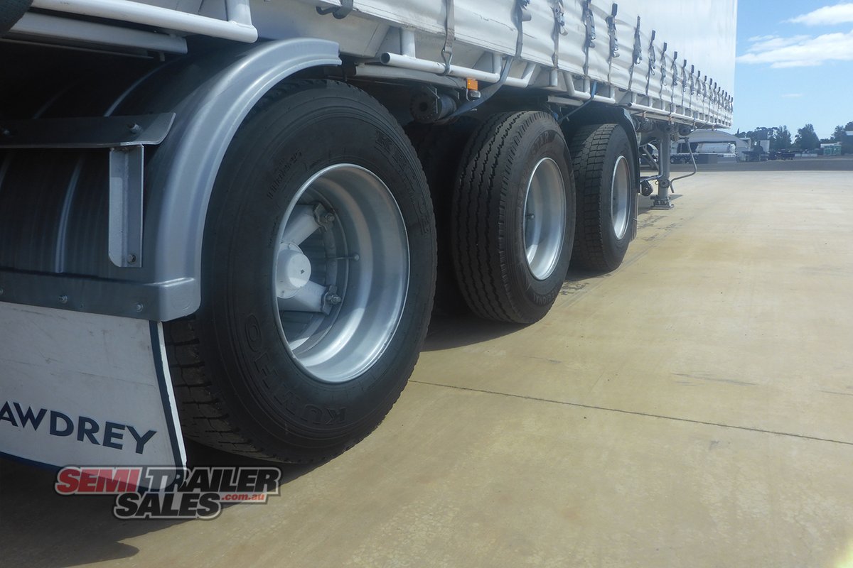 FREIGHTER CURTAINSIDER TRAILER