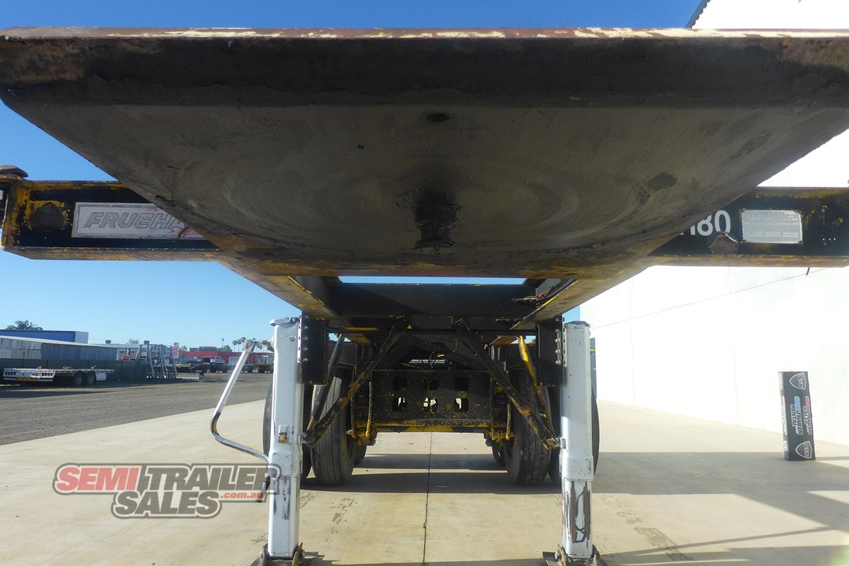 FRUEHAUF SKEL TRAILER