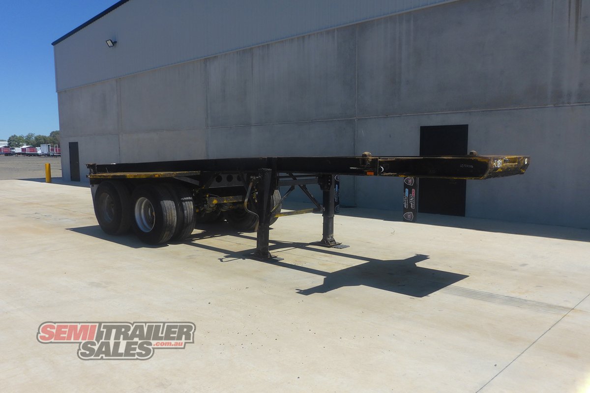 FRUEHAUF FLAT TOP TRAILER