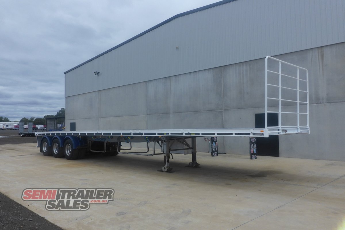 06/2001 MAXITRANS 22 PALLET FLAT TOP TRAILER