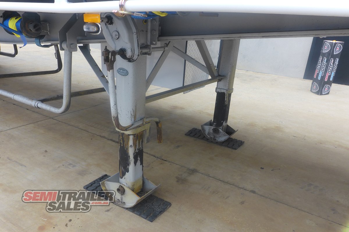 06/2001 MAXITRANS 22 PALLET FLAT TOP TRAILER