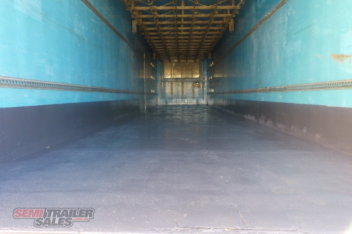 03/2010 FTE 22 PALLET REFRIGERATED PANTECH WITH MEAT RAILS