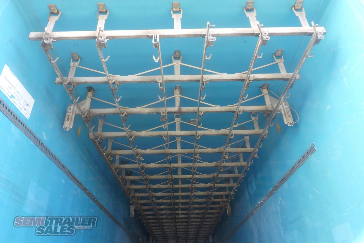 03/2010 FTE 22 PALLET REFRIGERATED PANTECH WITH MEAT RAILS