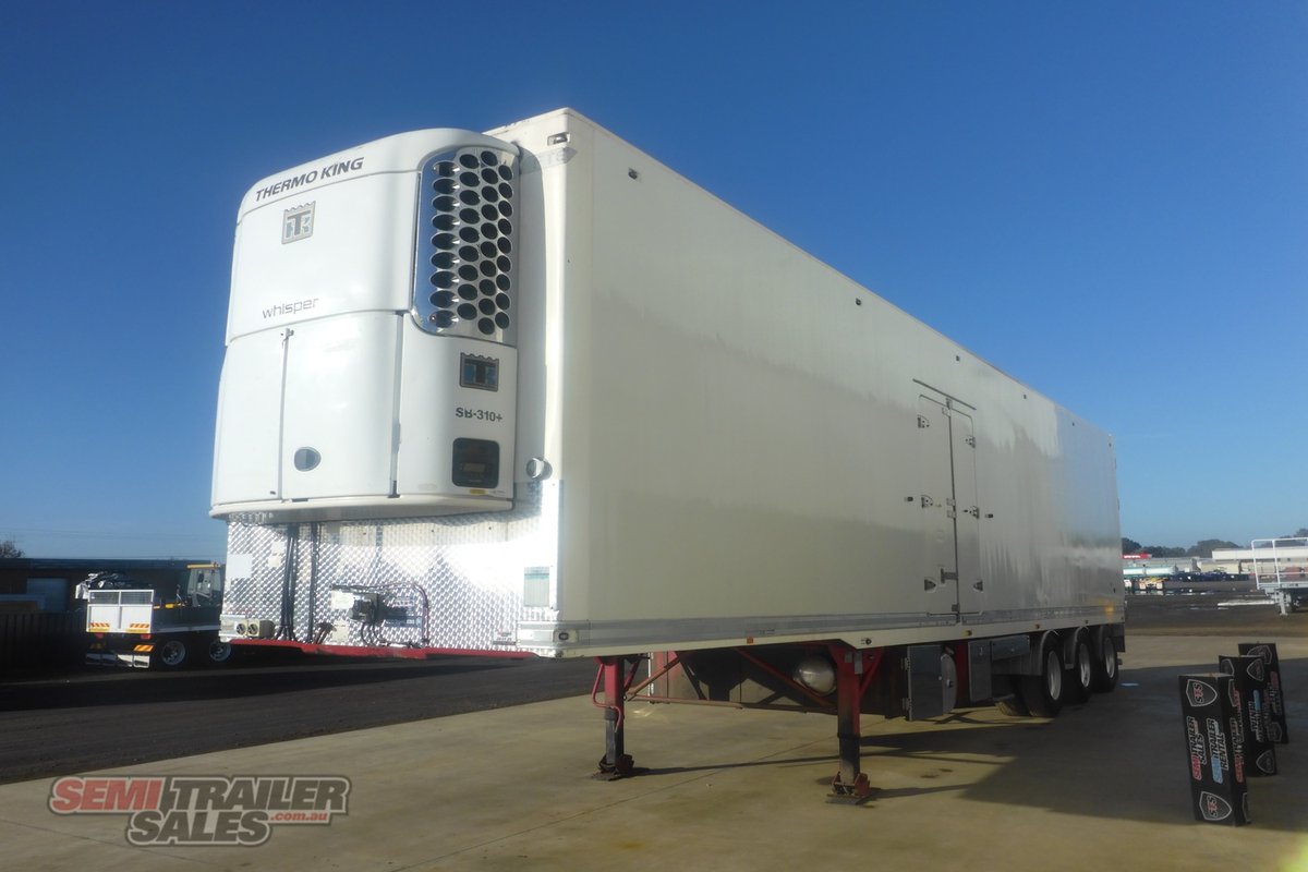 03/2010 FTE 22 PALLET REFRIGERATED PANTECH WITH MEAT RAILS