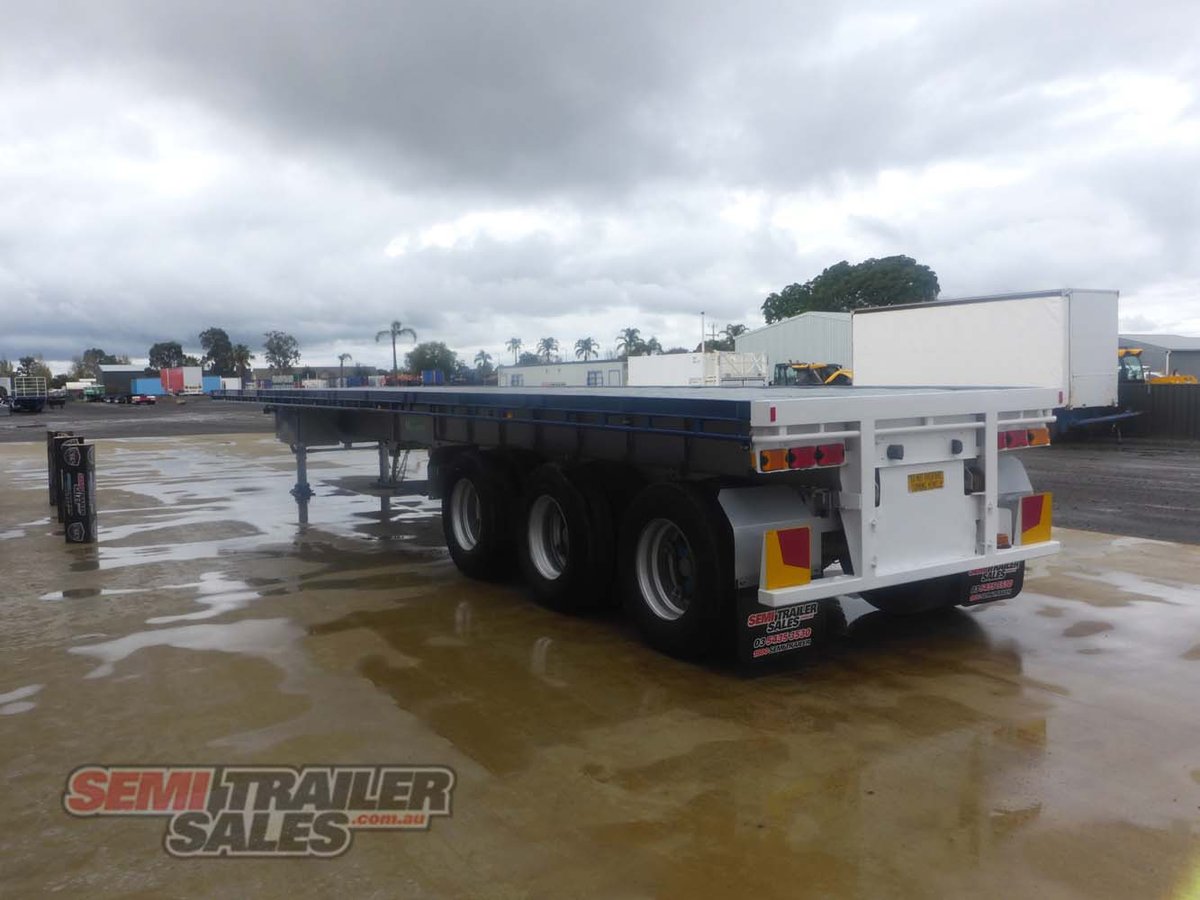 2007 HAULMARK EXTENDABLE FLAT TOP TRAILER