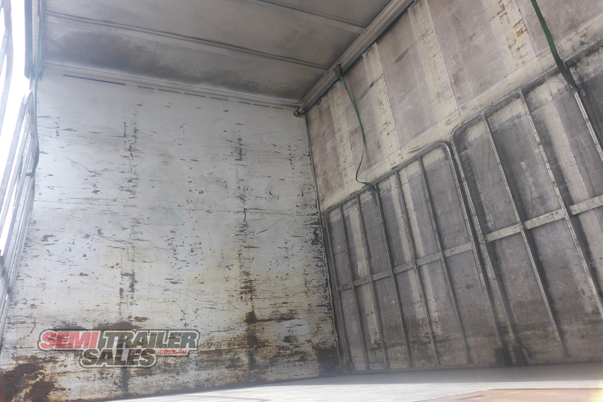MAXITRANS CURTAINSIDER TRAILER