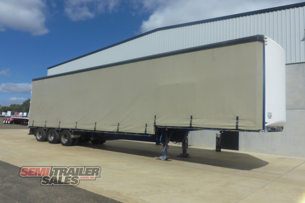 MAXITRANS CURTAINSIDER TRAILER