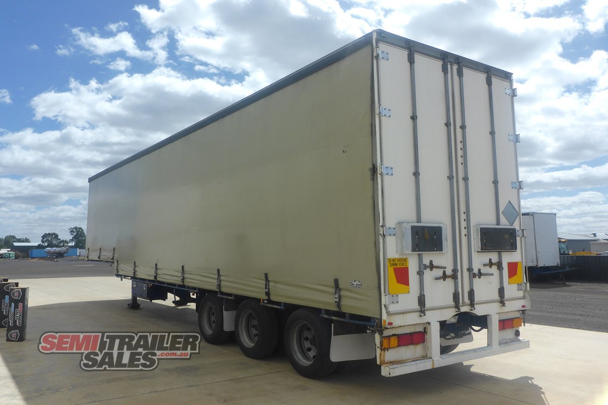 MAXITRANS CURTAINSIDER TRAILER
