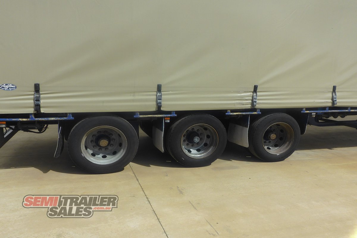 MAXITRANS CURTAINSIDER TRAILER