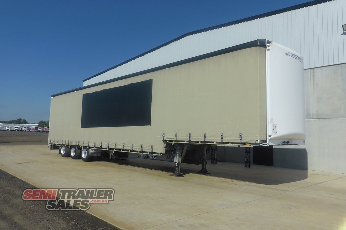 MAXITRANS CURTAINSIDER TRAILER