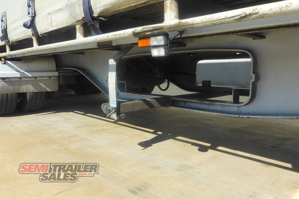 MAXITRANS CURTAINSIDER TRAILER