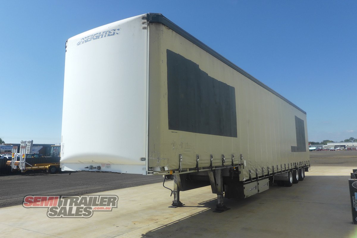 MAXITRANS CURTAINSIDER TRAILER