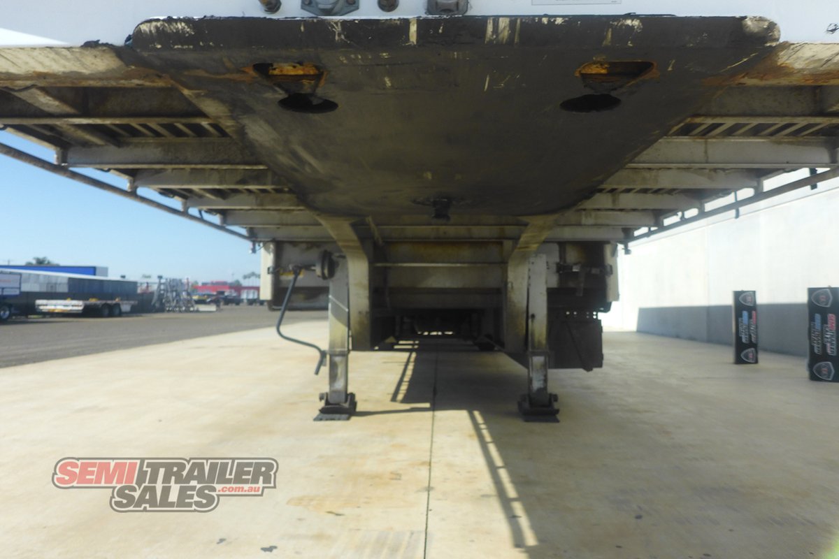 MAXITRANS CURTAINSIDER TRAILER