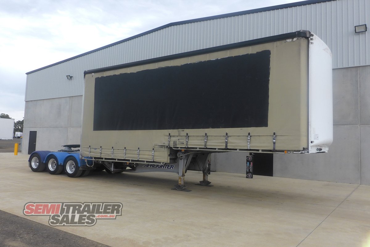 MAXITRANS CURTAINSIDER TRAILER