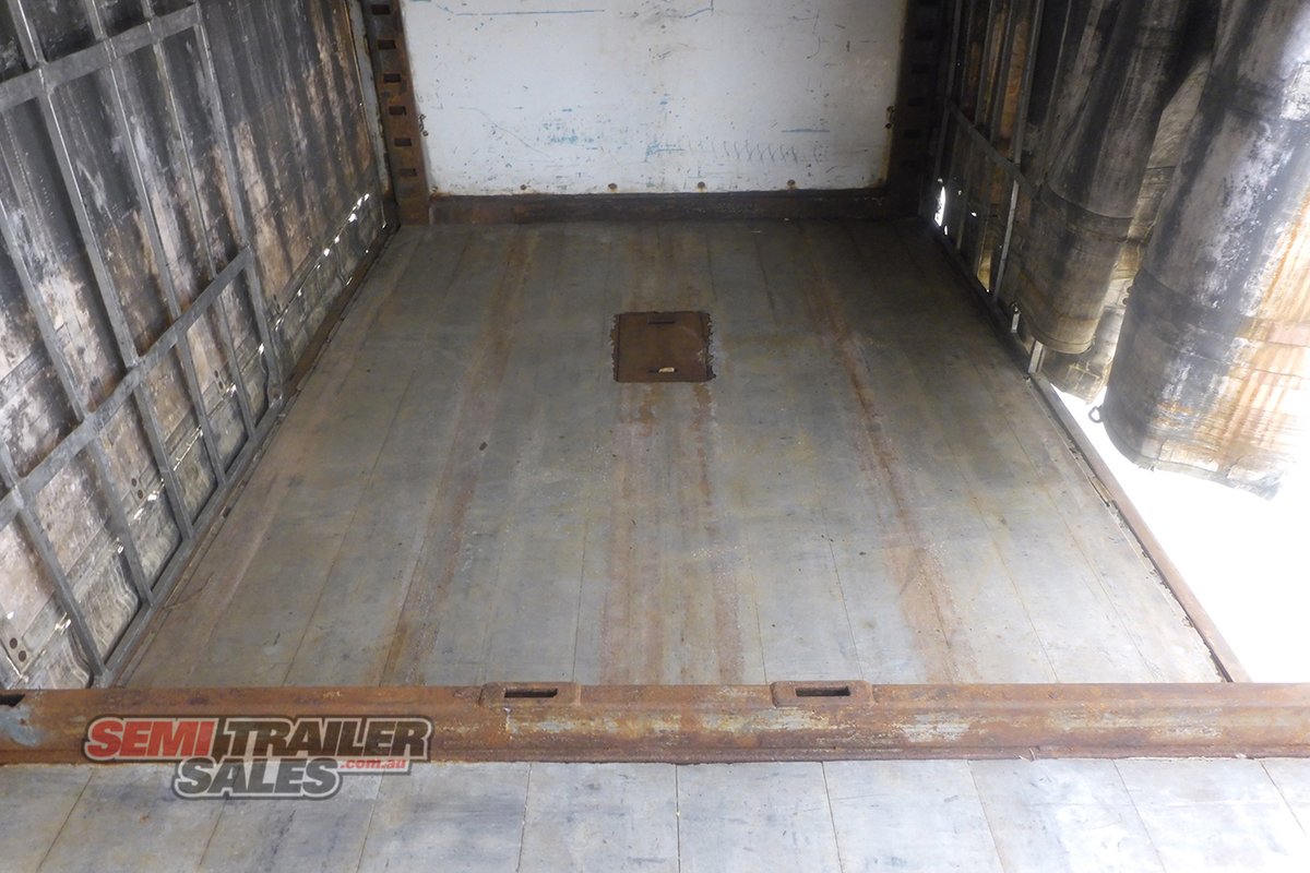 MAXITRANS CURTAINSIDER TRAILER