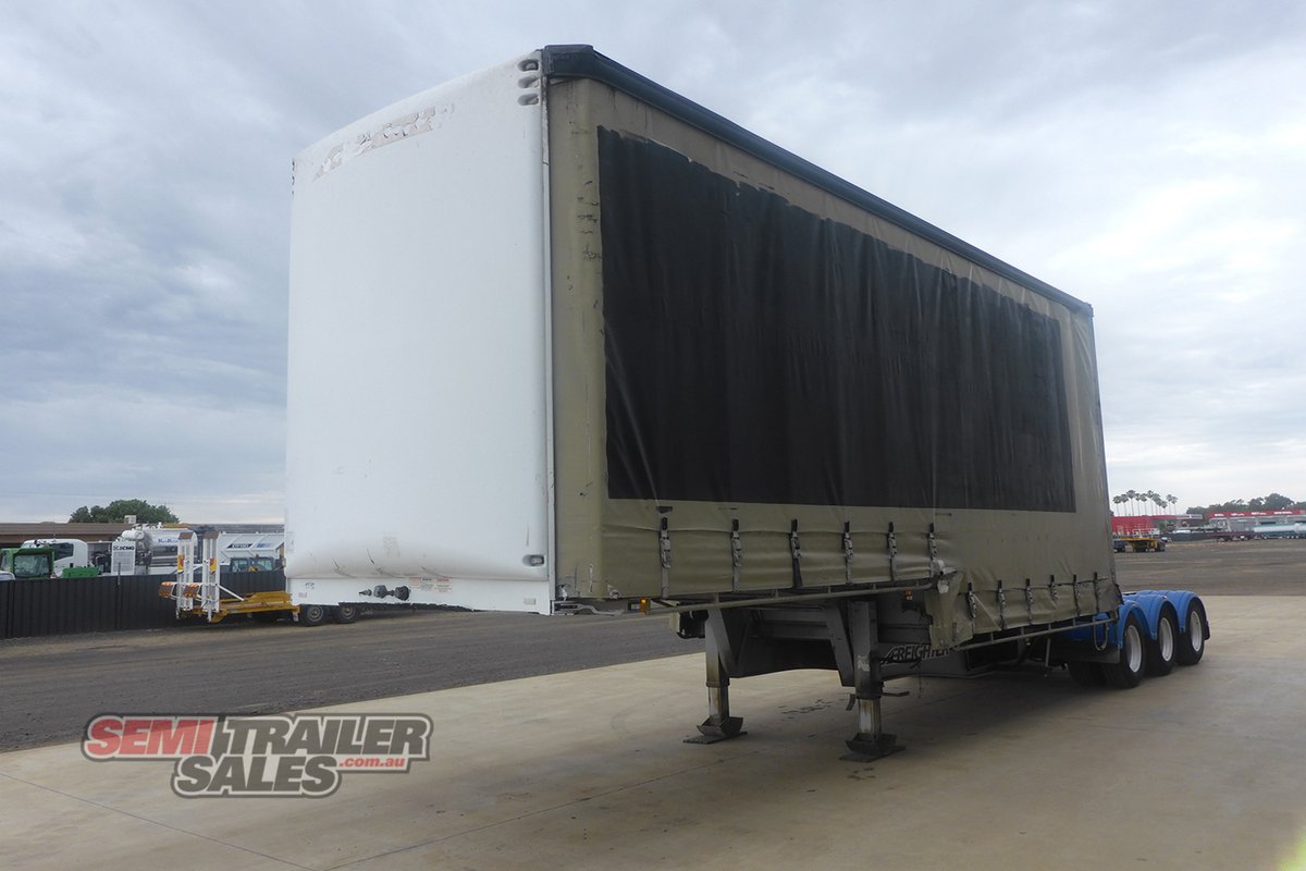 MAXITRANS CURTAINSIDER TRAILER