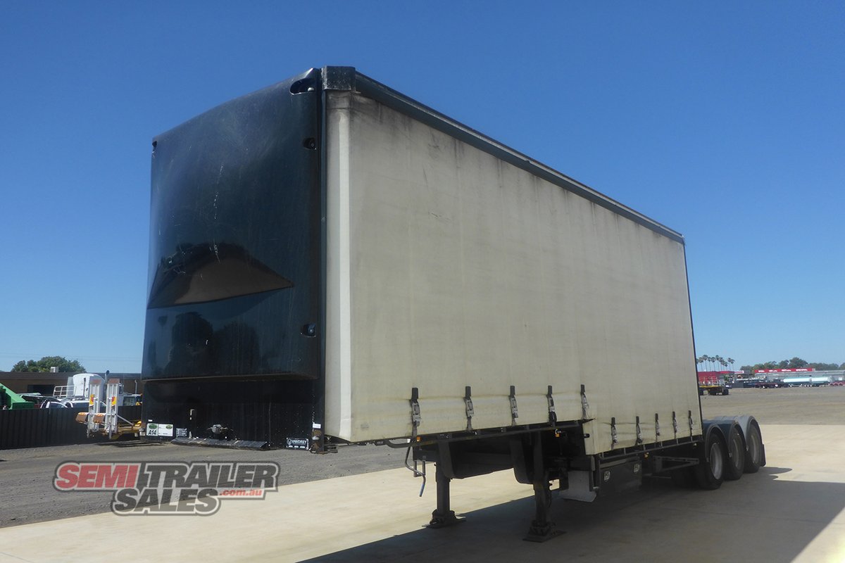 VAWDREY CURTAINSIDER TRAILER
