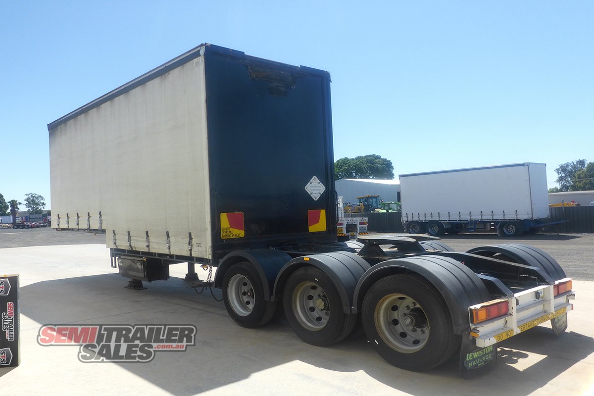VAWDREY CURTAINSIDER TRAILER