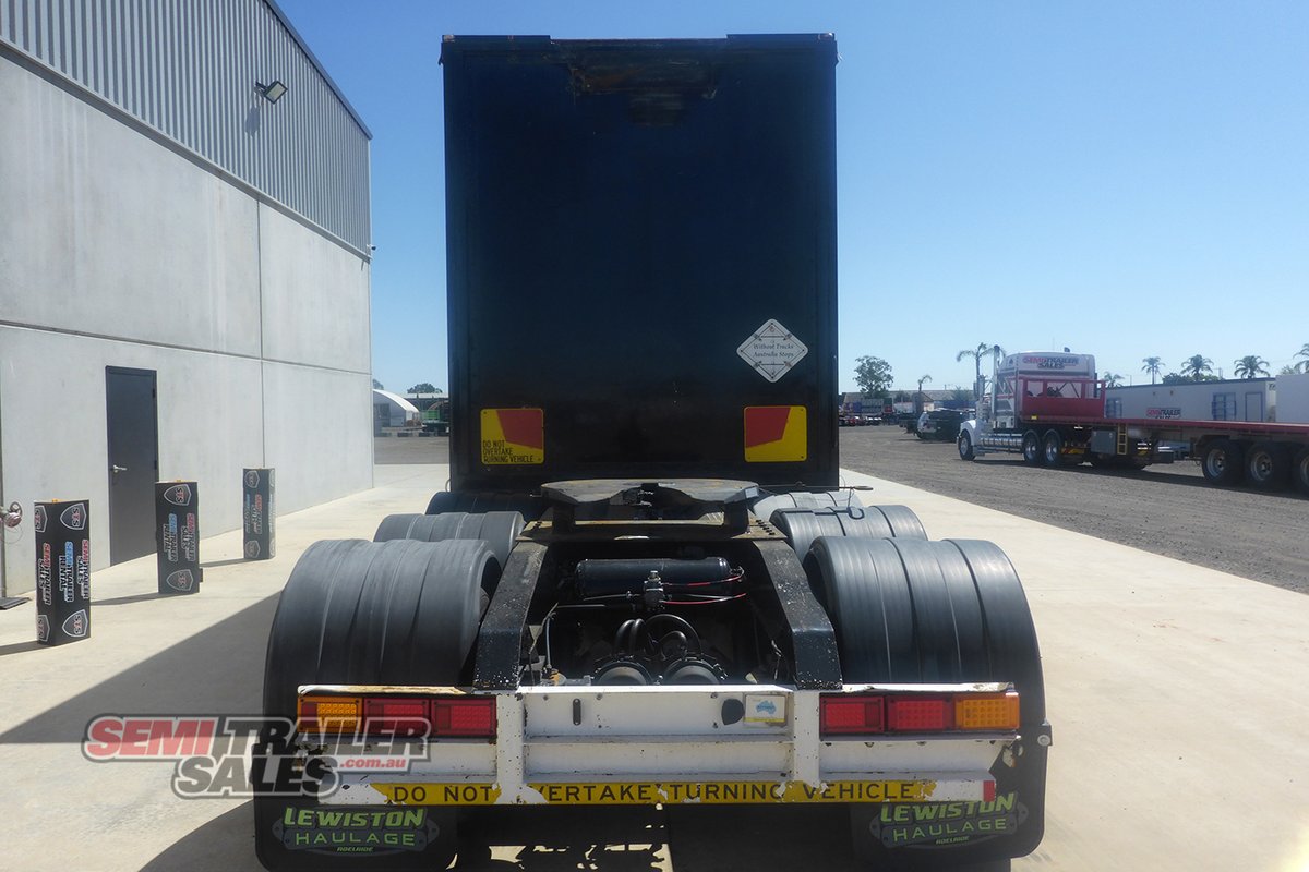 VAWDREY CURTAINSIDER TRAILER