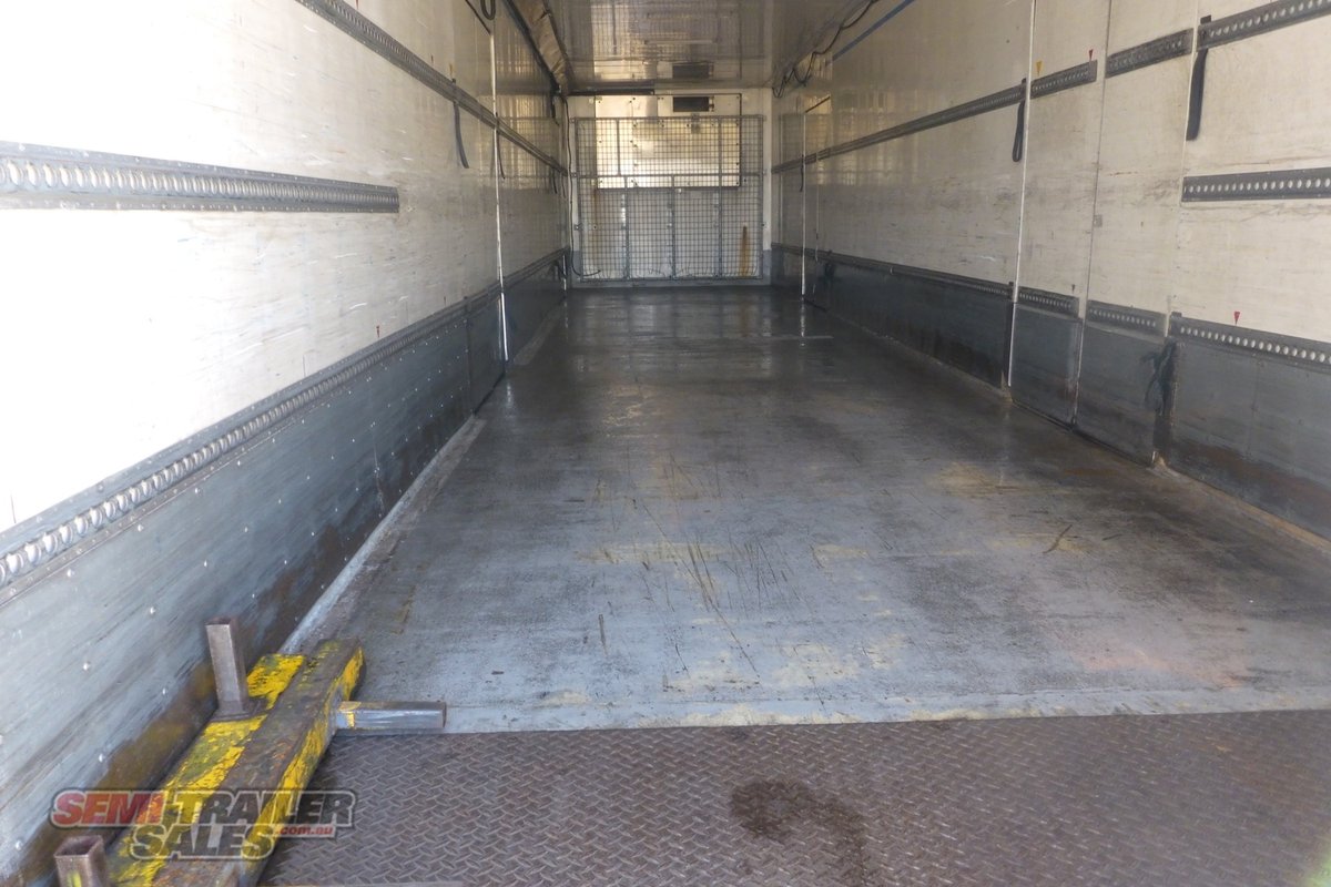 05/ 1998 FTE 22 PALLET REFRIGERATED PANTECH WITH TAILGATE LOADER