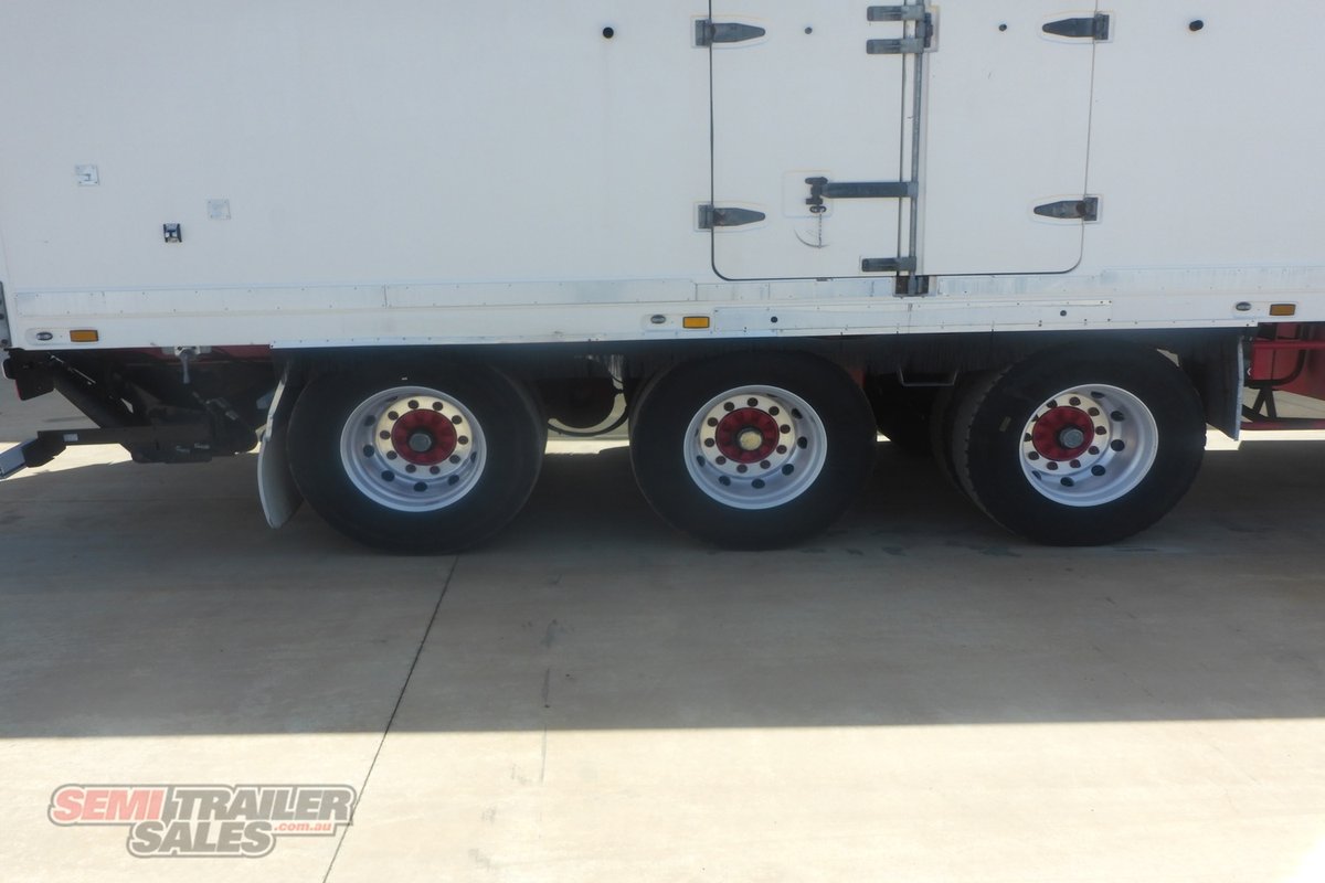 05/ 1998 FTE 22 PALLET REFRIGERATED PANTECH WITH TAILGATE LOADER