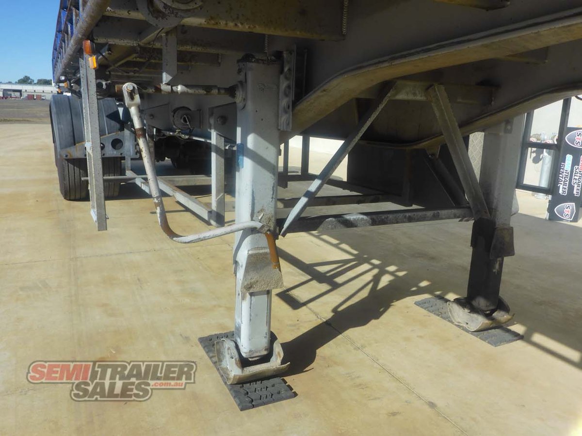 2004 VAWDREY DROP DECK TRAILER
