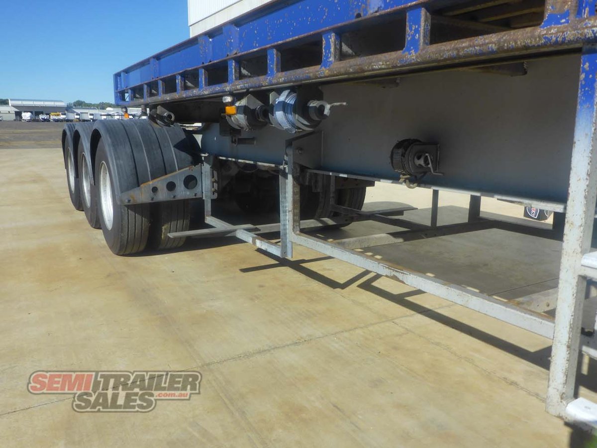 2004 VAWDREY DROP DECK TRAILER