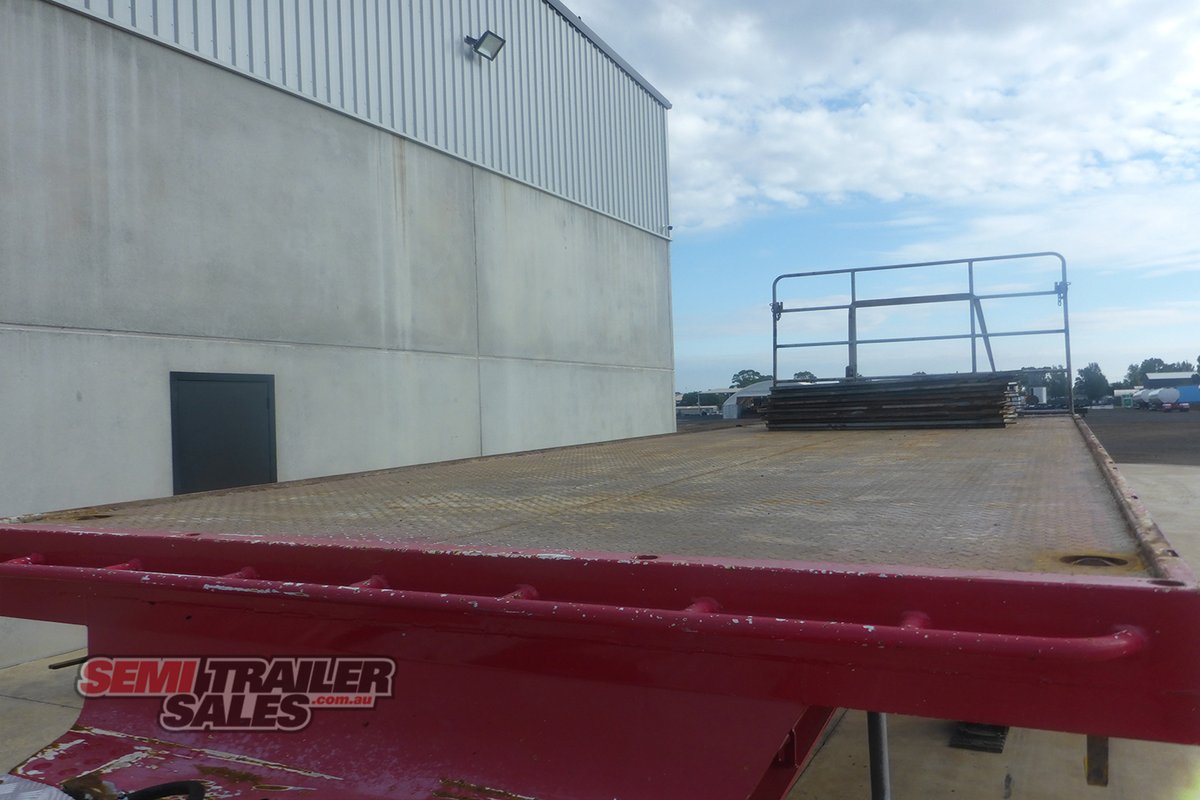 2017 CIMC 12 PALLET FLAT TOP A TRAILER