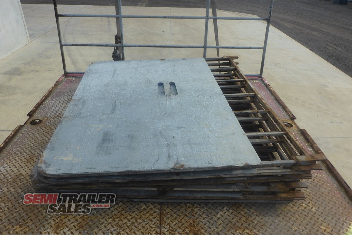 2017 CIMC 12 PALLET FLAT TOP A TRAILER