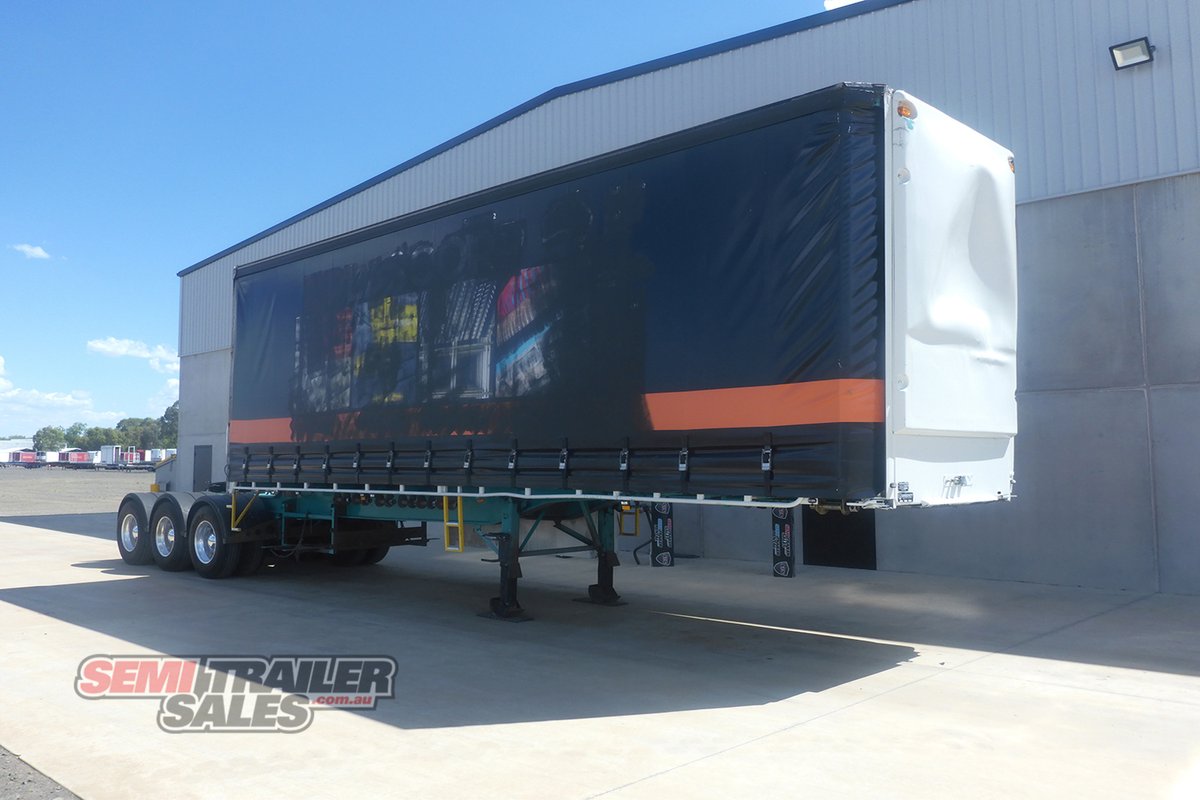 VAWDREY CURTAINSIDER TRAILER