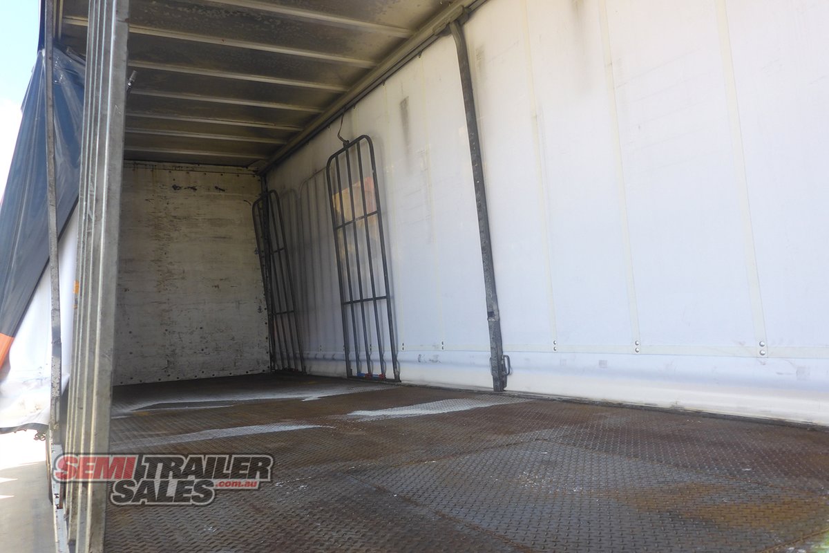 VAWDREY CURTAINSIDER TRAILER