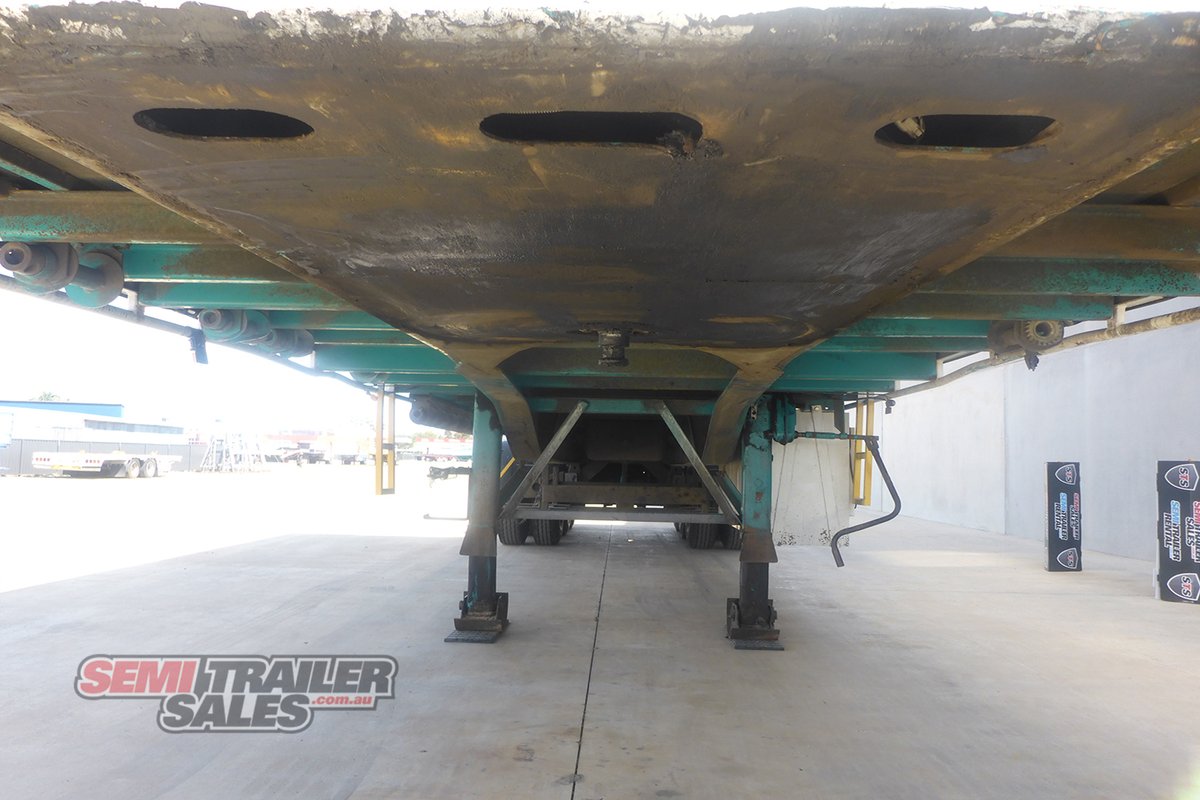 VAWDREY CURTAINSIDER TRAILER