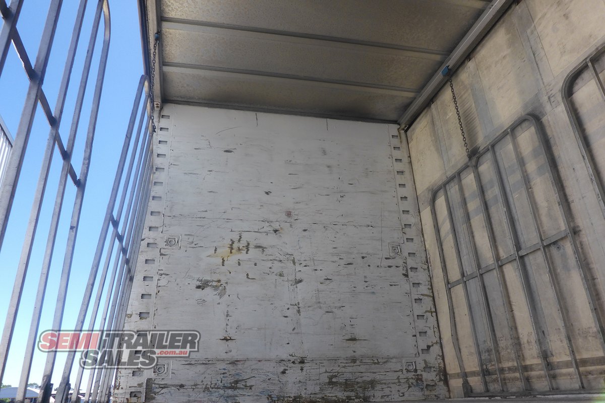MAXITRANS CURTAINSIDER TRAILER