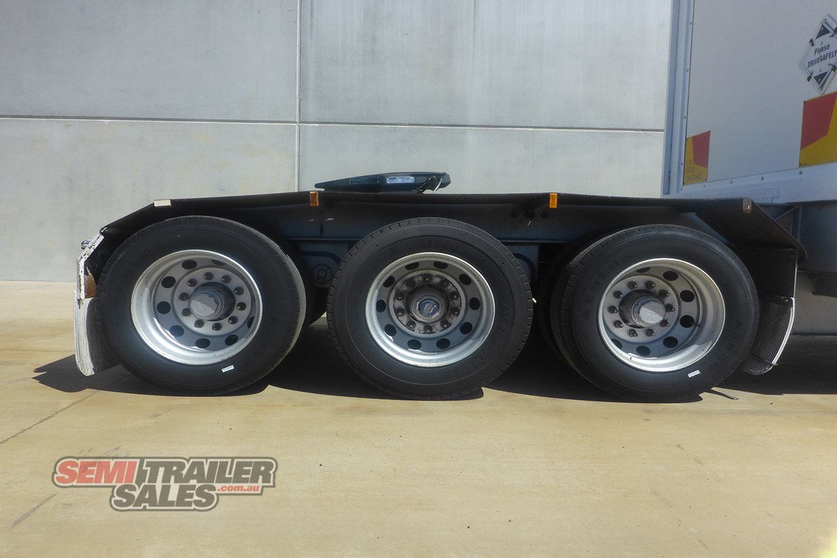MAXITRANS CURTAINSIDER TRAILER