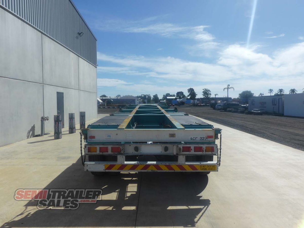2003 MAXITRANS40FT SKEL TRAILER WITH REAR PUSH OUT BAR