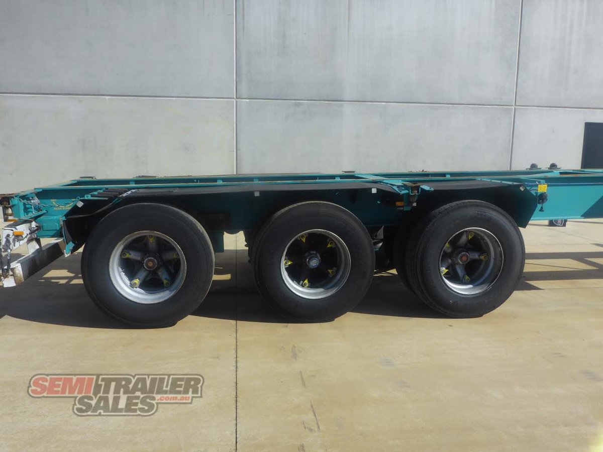 2003 MAXITRANS40FT SKEL TRAILER WITH REAR PUSH OUT BAR